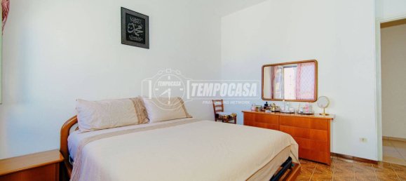 2 Schlafzimmer Wohnung in Mede, Italy, Nr. 307439 11