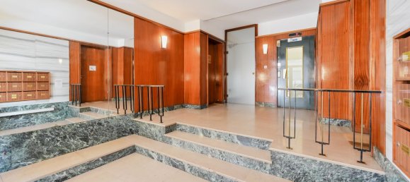 3 bedrooms Apartment in Lyon, France No. 337917 10