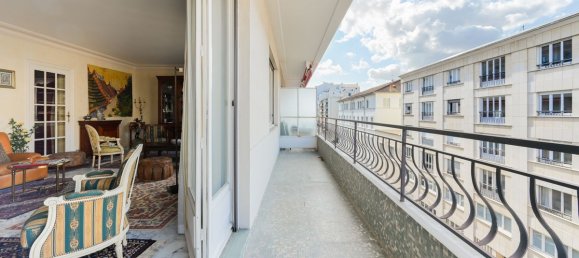 3 bedrooms Apartment in Lyon, France No. 337917 2