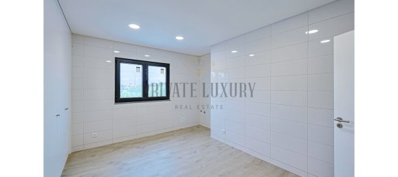 Вилла с 4 спальнями в Эрисейра, Португалия № 128140 14