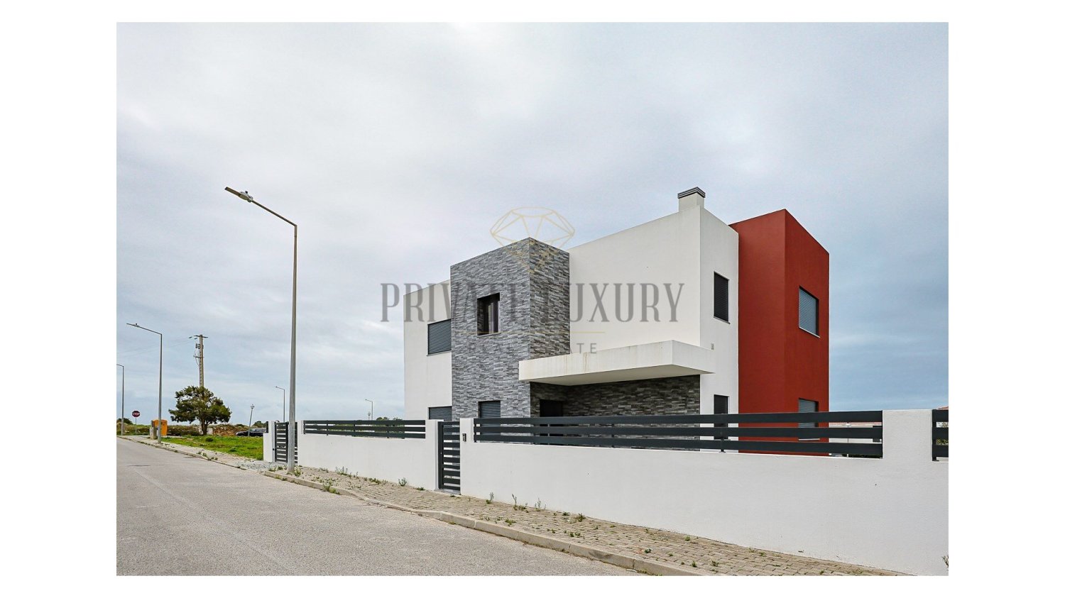 Вилла с 4 спальнями в Эрисейра, Португалия № 128140