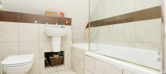 Casa de 3 dormitorios en London, United Kingdom No. 10454 24