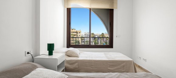 2 chambres Appartement à Estepona, Spain No. 142121 10