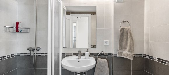 2 chambres Appartement à Estepona, Spain No. 142121 13