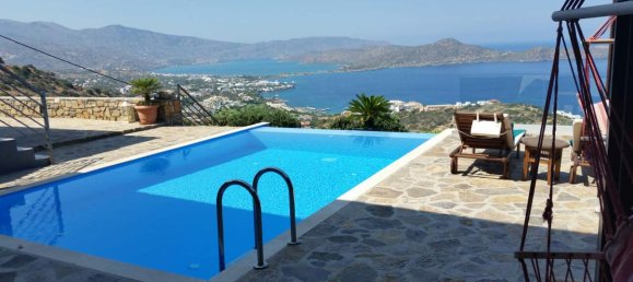 3 bedrooms Villa in Agios Nikolaos, Greece No. 7026 2