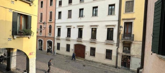 4-Zimmer Wohnung in Padua, Italy, Nr. 107360 6