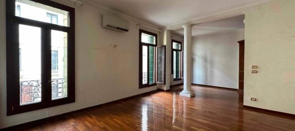 4-Zimmer Wohnung in Padua, Italy, Nr. 107360 18