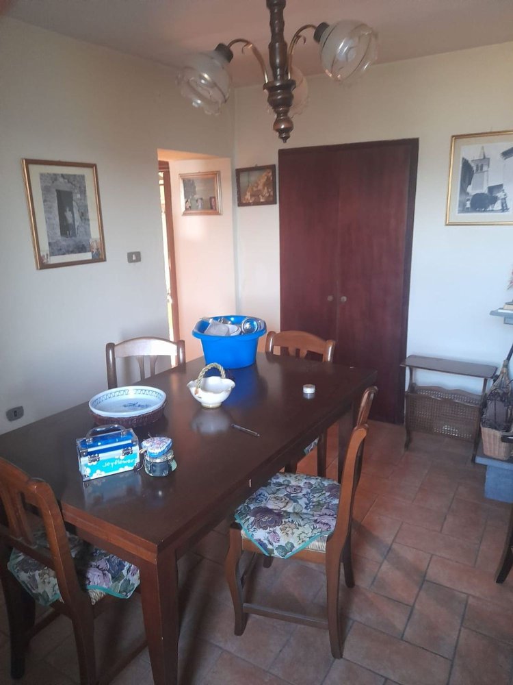 7 rooms House in Lama Mocogno, Italy No. 68029