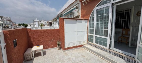 2 bedrooms House in Torrevieja, Spain No. 178463 3