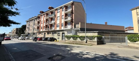 3 rooms Apartment in Chieri, Italy No. 265964 14