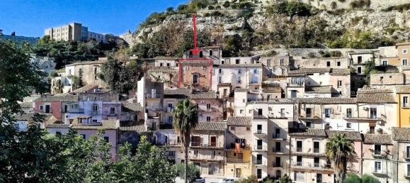 Casa de 4 dormitorios en Ragusa, Italy No. 338999 8