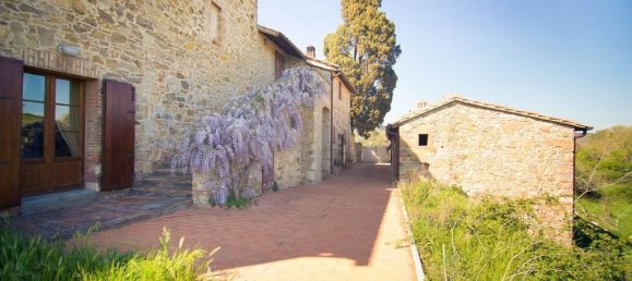 4 Schlafzimmer Villa in Castelnuovo Berardenga, Italy, Nr. 57610 11