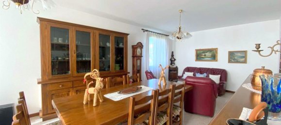 8غرفة منزل في Due Carrare, Italy رقم 29977 9