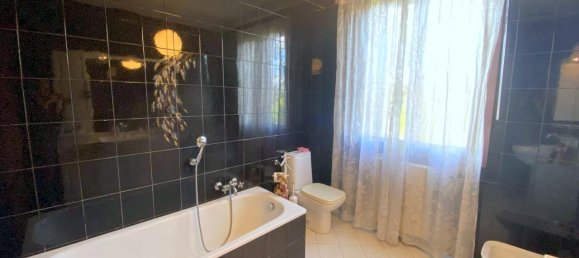 8غرفة منزل في Due Carrare, Italy رقم 29977 36