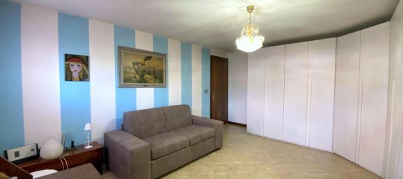 8غرفة منزل في Due Carrare, Italy رقم 29977 46