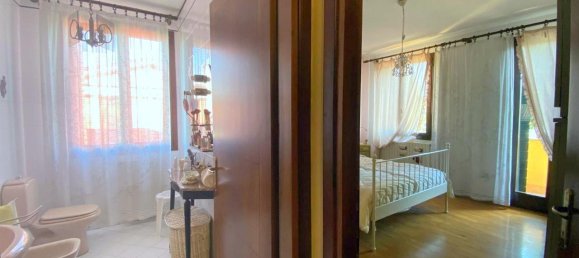 8غرفة منزل في Due Carrare, Italy رقم 29977 21