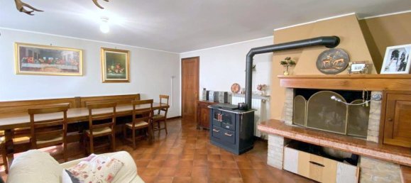 8غرفة منزل في Due Carrare, Italy رقم 29977 58