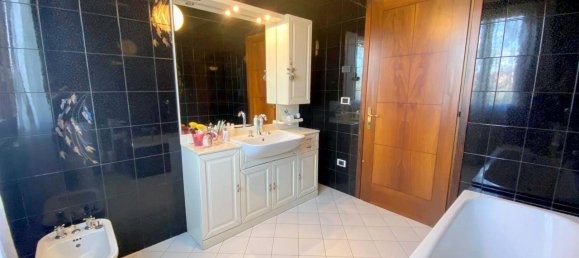 8غرفة منزل في Due Carrare, Italy رقم 29977 34