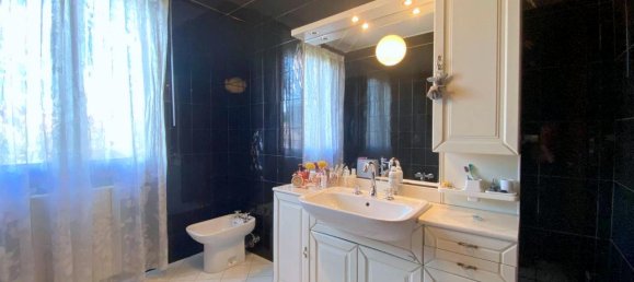 8غرفة منزل في Due Carrare, Italy رقم 29977 32