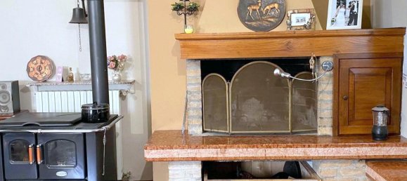 8غرفة منزل في Due Carrare, Italy رقم 29977 60