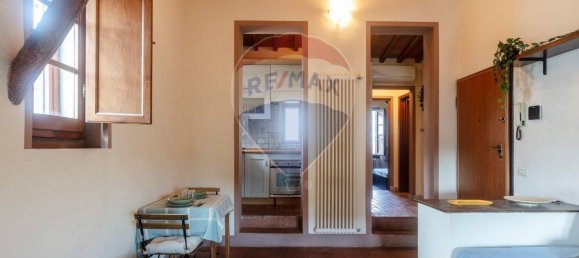 1 bedroom Apartment in Signa, Italy No. 326118 3