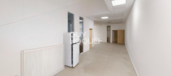 Propiedad comercial en Selestat, France 624 m² No. 52119 9