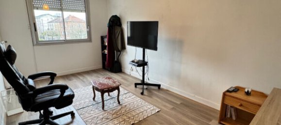 2 Schlafzimmer Wohnung in Les Pavillons-sous-Bois, France, Nr. 164967 9