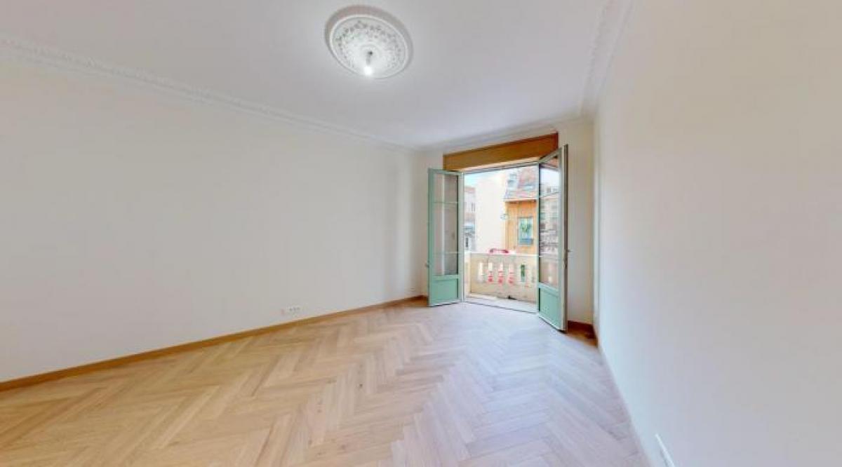 2 Schlafzimmer Wohnung in Nice, France, Nr. 2755