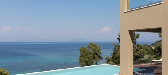 4 bedrooms Villa in Corfu, Greece No. 8195 3