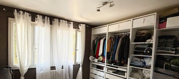 4 bedrooms House in Le Plessis-Belleville, France No. 300648 7