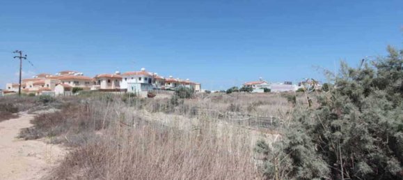 Terrain à Paralimni, Cyprus No. 24095 4