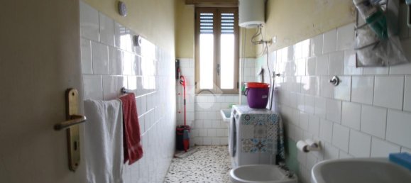 4 rooms Apartment in Caserta, Italy No. 239001 28