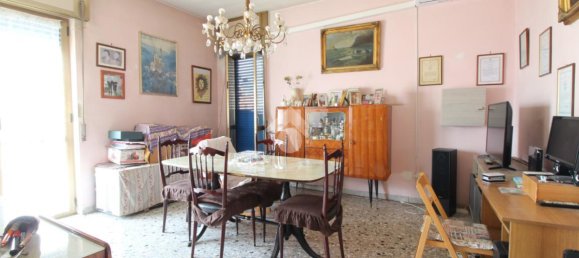 4 rooms Apartment in Caserta, Italy No. 239001 2