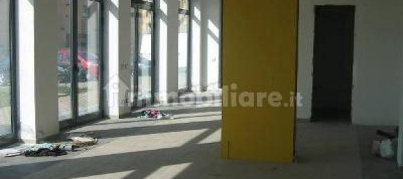 5-Zimmer Gewerbliche Immobilie in Sassuolo, Italy, Nr. 72671 7