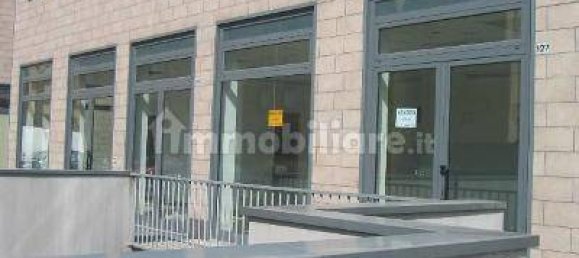 5-Zimmer Gewerbliche Immobilie in Sassuolo, Italy, Nr. 72671 3