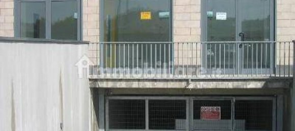 5-Zimmer Gewerbliche Immobilie in Sassuolo, Italy, Nr. 72671 4