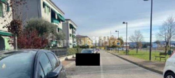 2 bedrooms Apartment in Lonigo, Italy No. 190877 3