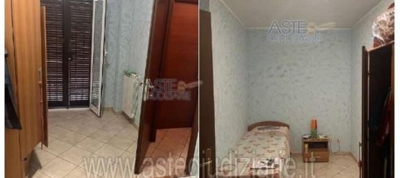 5 bedrooms Apartment in Lariano, Italy No. 321093 8
