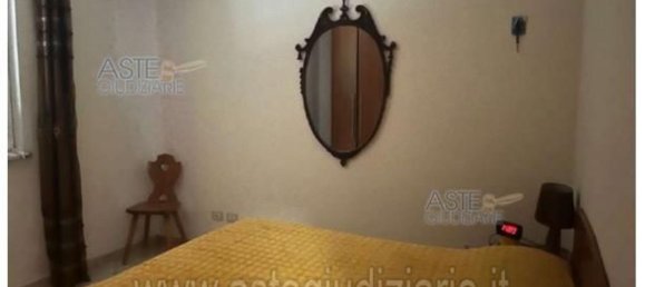 5 bedrooms Apartment in Lariano, Italy No. 321093 3