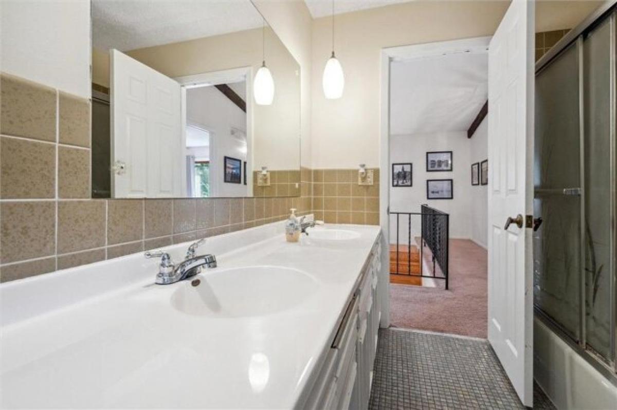 Дом с 6 спальнями в Apple Valley, США № 374909