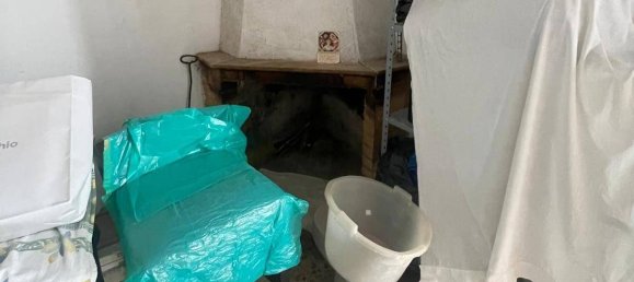 2-Zimmer Gewerbliche Immobilie in Ischitella, Italy, Nr. 28104 2