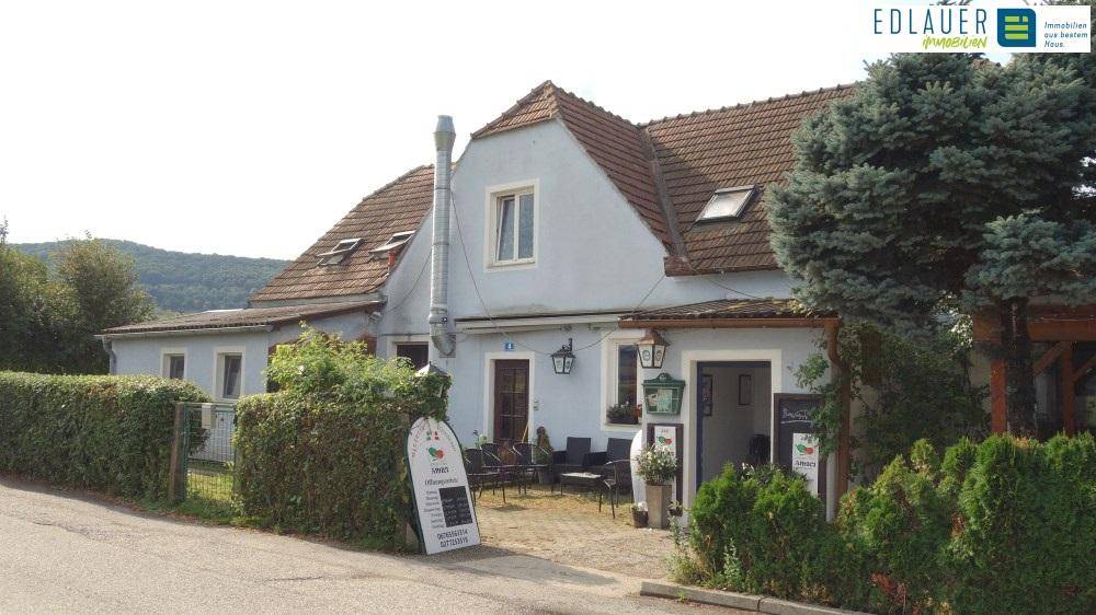 Коммерческая недвижимость с 7 комнатами в Нойленгбах, Австрия № 234428