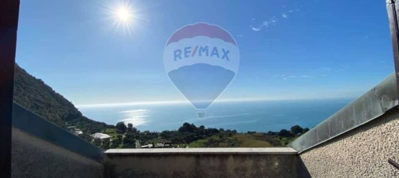 3 bedrooms Villa in Moneglia, Italy No. 262190 10