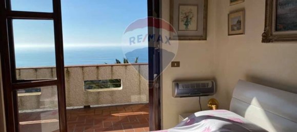 3 bedrooms Villa in Moneglia, Italy No. 262190 9