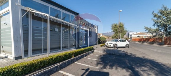 2 rooms Commercial property in San Giovanni la Punta, Italy No. 58575 14