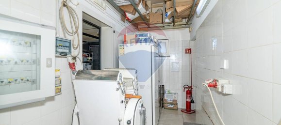 2 rooms Commercial property in San Giovanni la Punta, Italy No. 58575 30