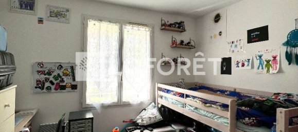 2 bedrooms Apartment in Corbeil-Essonnes, France No. 170425 3