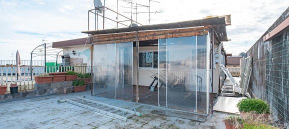 5-salle Appartement à Aci Catena, Italy No. 33354 11