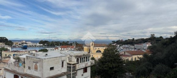 2 Schlafzimmer Wohnung in Ischia, Italy, Nr. 54744 10