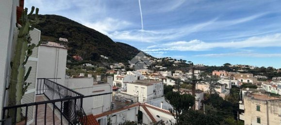 2 Schlafzimmer Wohnung in Ischia, Italy, Nr. 54744 18